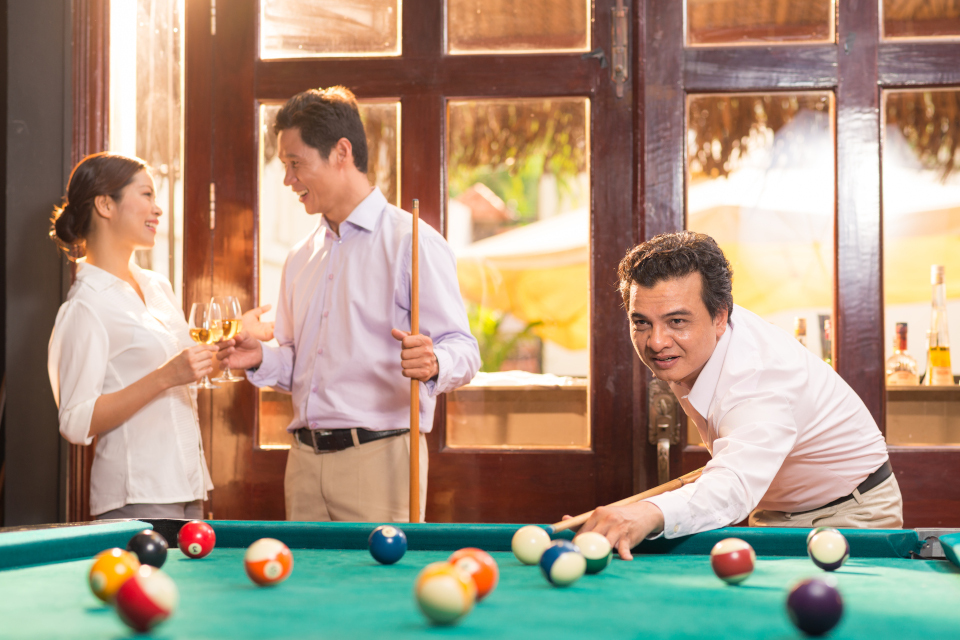 Mini Bar and Pool Table in your Home